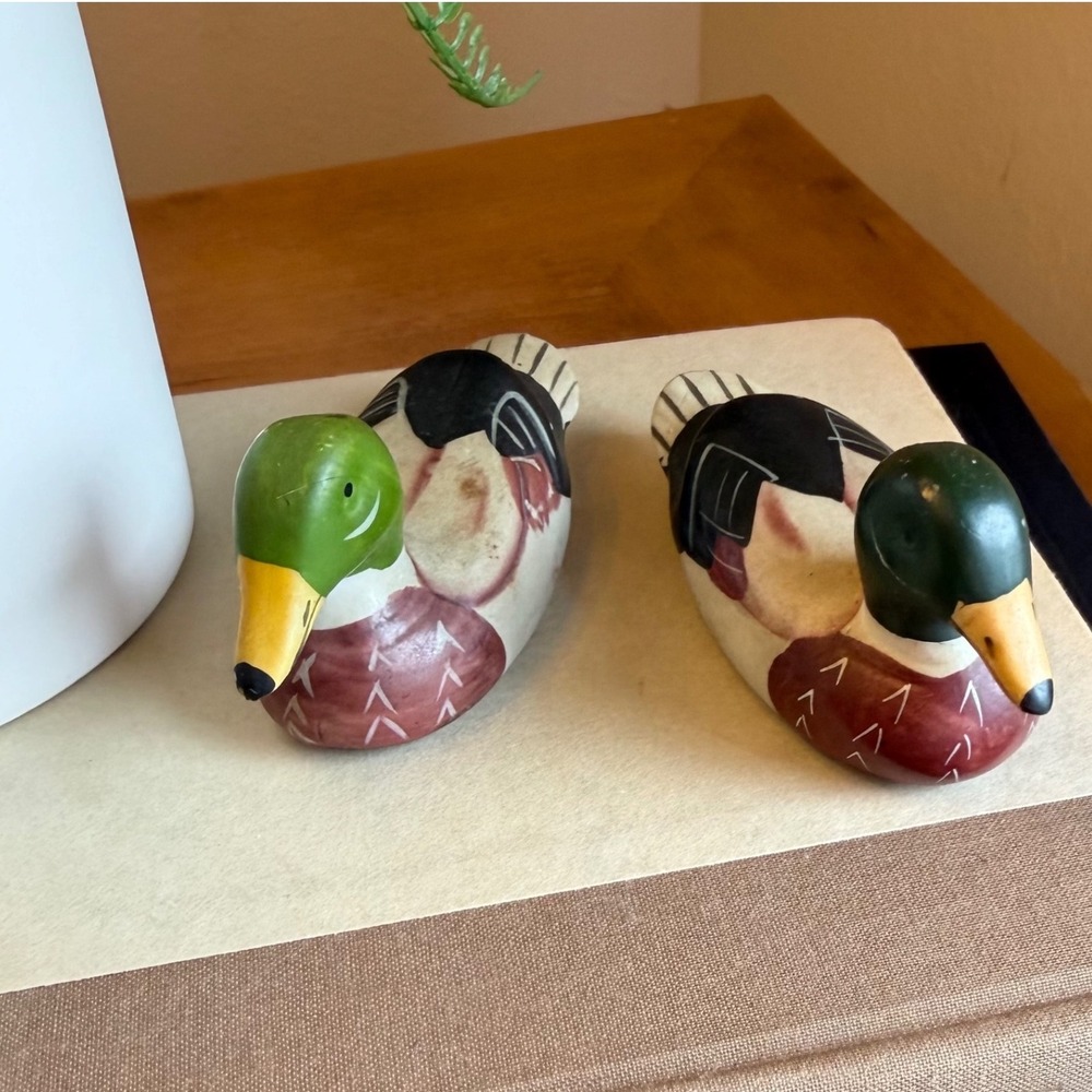 Vintage Ceramic Mallard Duck Figurines Set of 2 Hand Painted Rustic‎ Decor